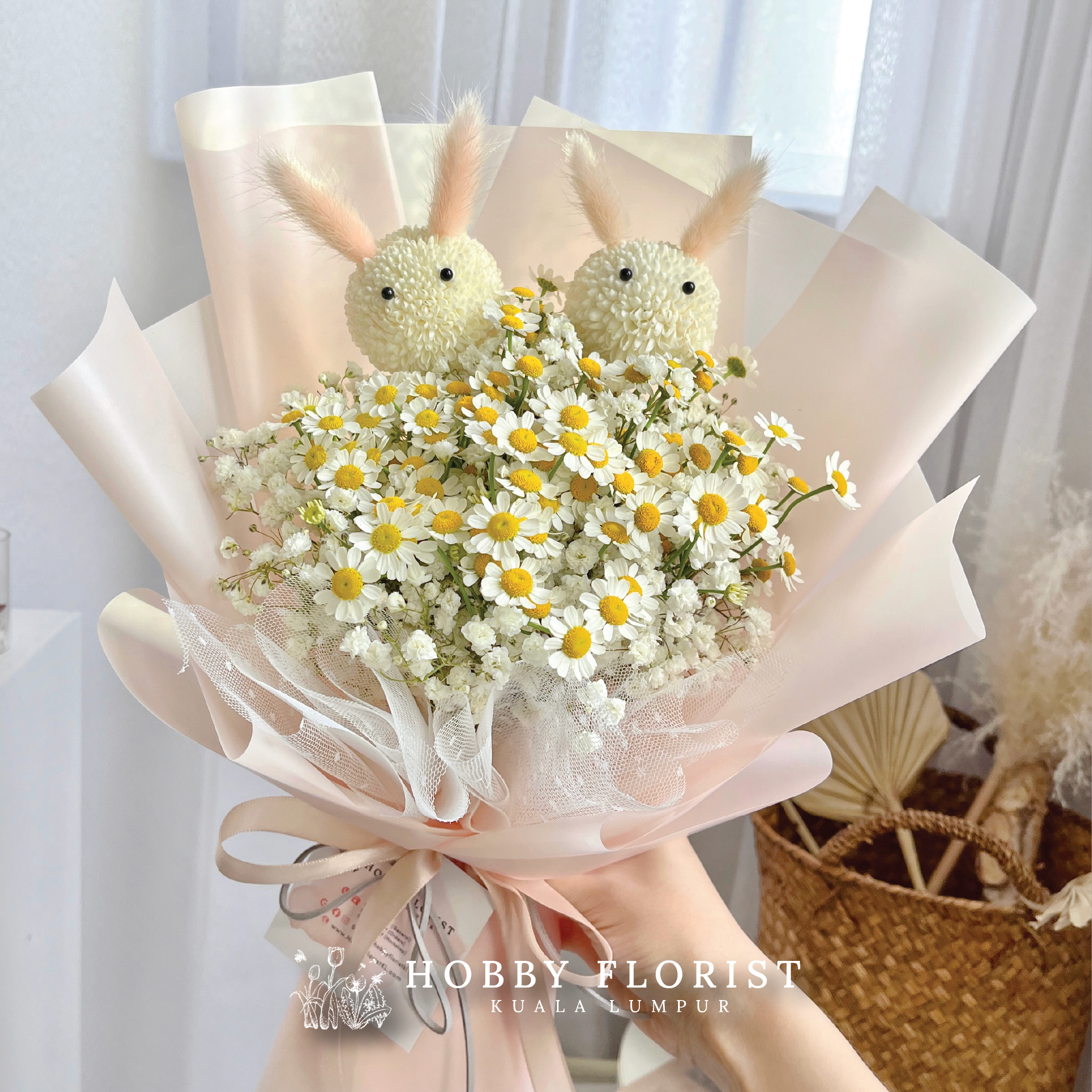 Hobby-florist-kl-Hadley-chamomile-flowers-white-yellow-rabbit-gift-sunway-pj -damansara-putrajaya-affordable-cuteflower-malaysia