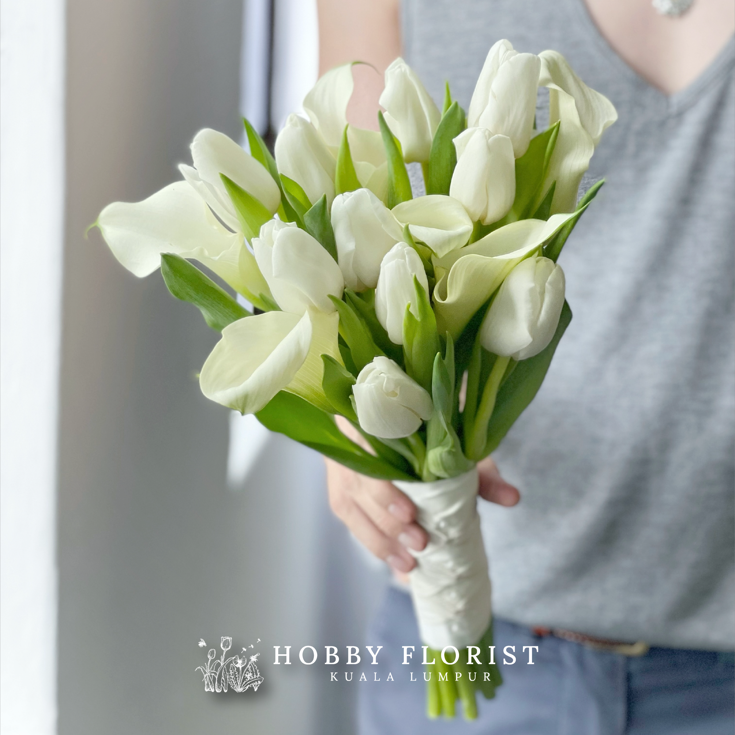 Adara, The Bridal Bouquet - Image 2