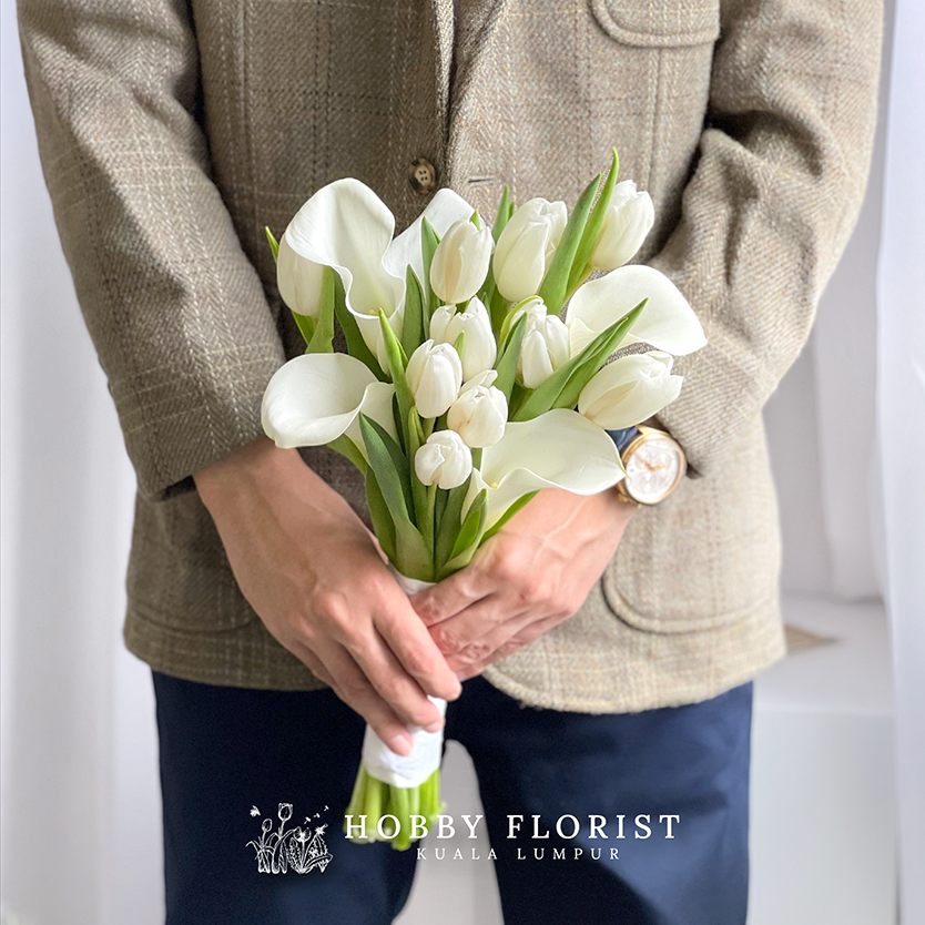 Adara, The Bridal Bouquet - Image 10