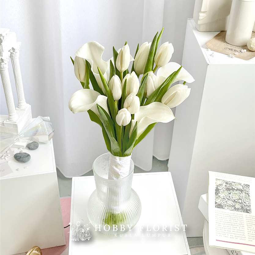 Adara, The Bridal Bouquet - Image 12