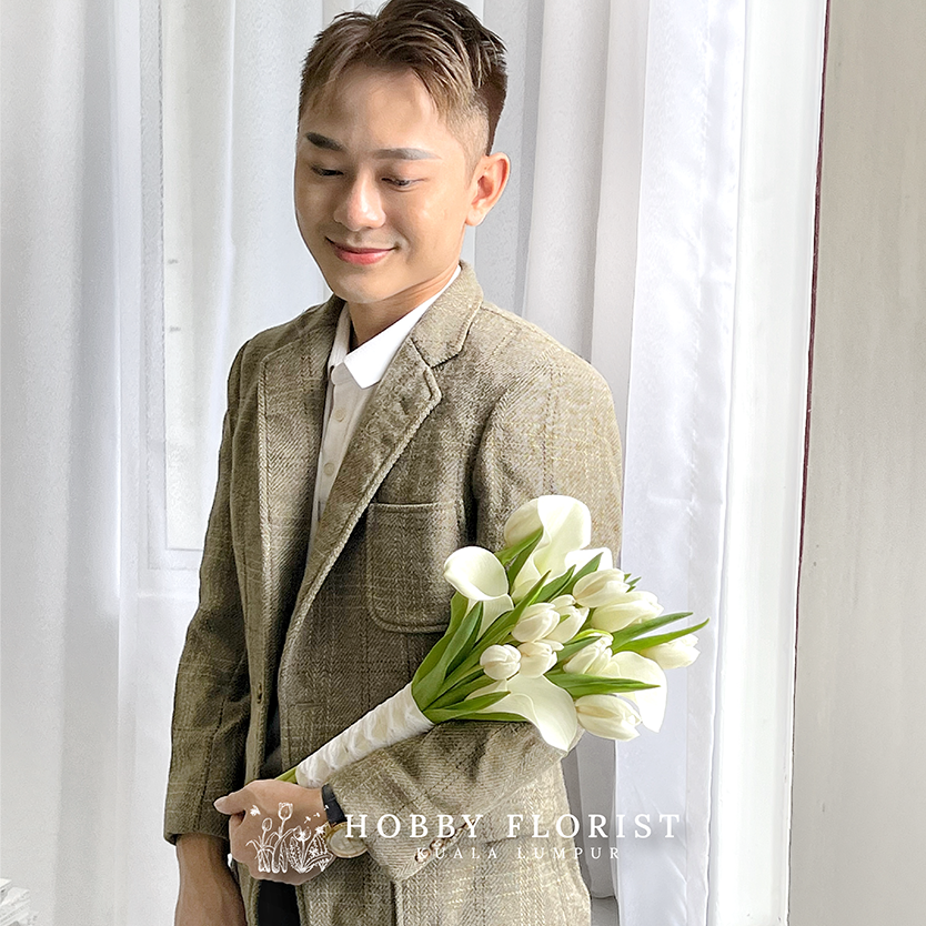 Adara, The Bridal Bouquet - Image 9